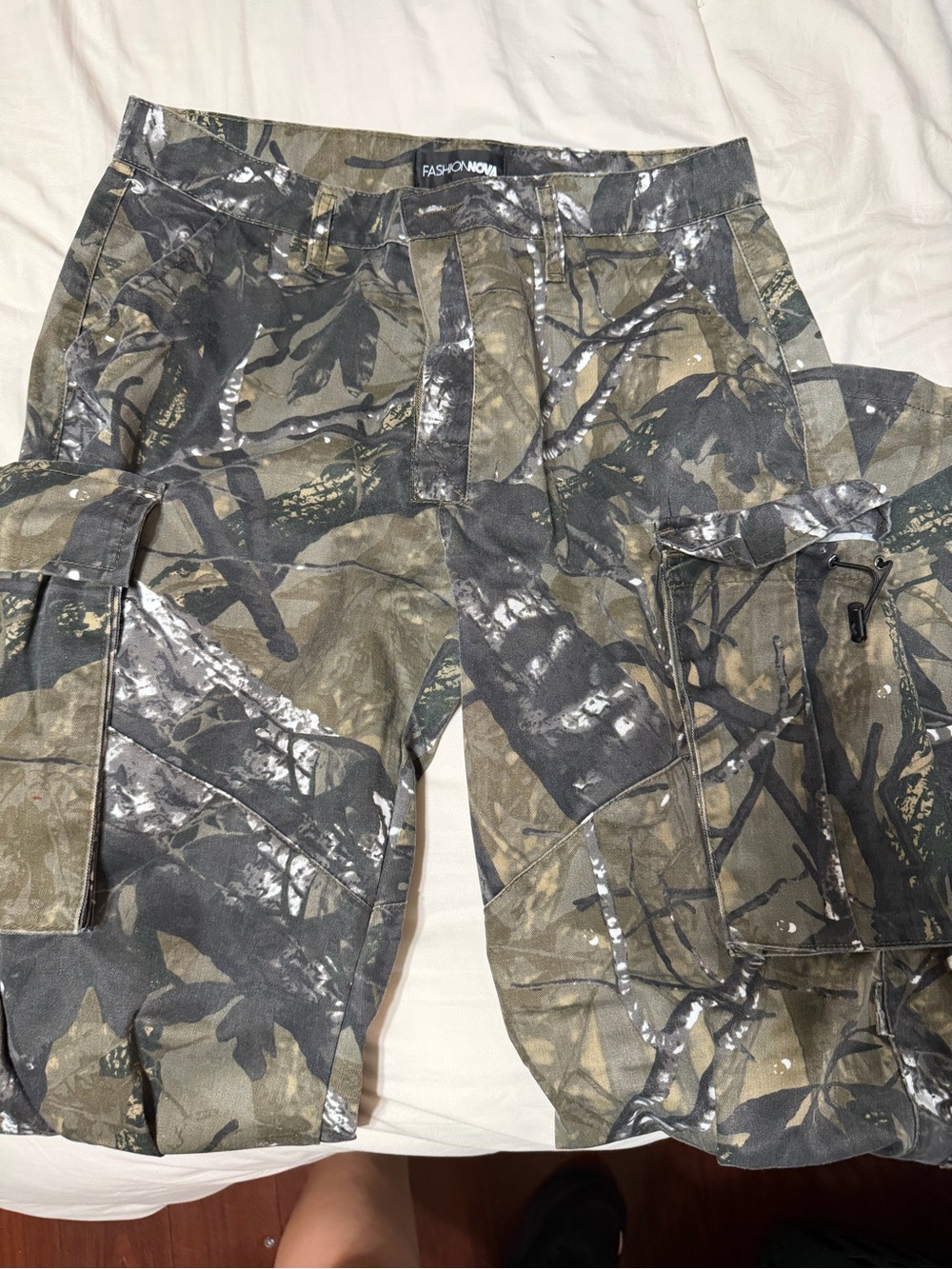 Fashion Nova Womens Camo Cargo Pants - Olive Green
